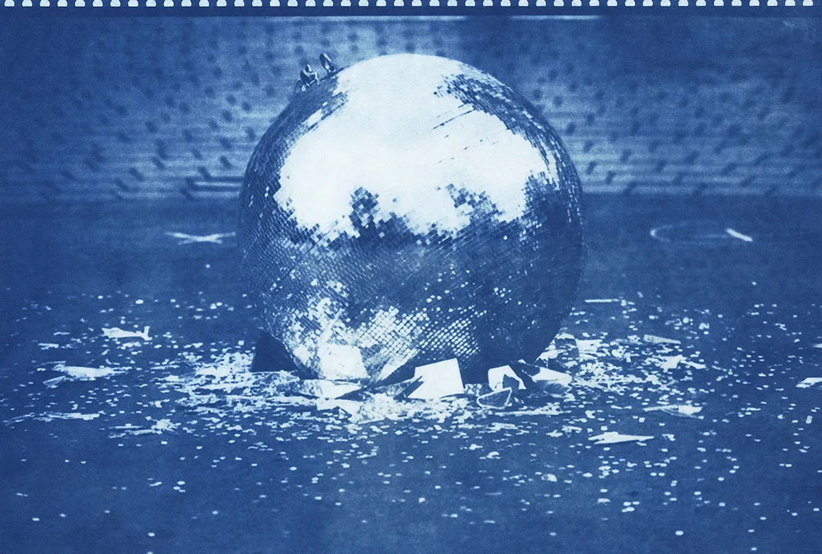 Martina Sauter, nf: day 1.1 (Discokugel), 2022. Inkjet print, framed · 50 × 74 cm