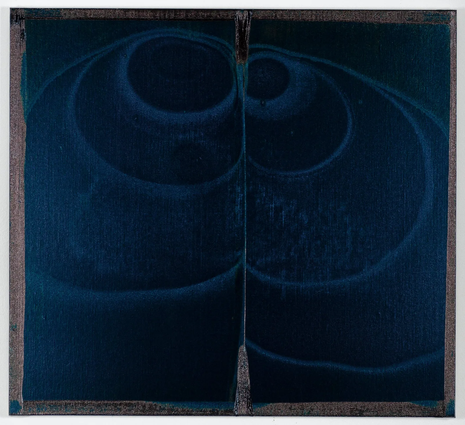 Antonio Catelani, Abwesenheiten in preuBisch blau, 2021. Oil on canvas · 51 × 56 cm