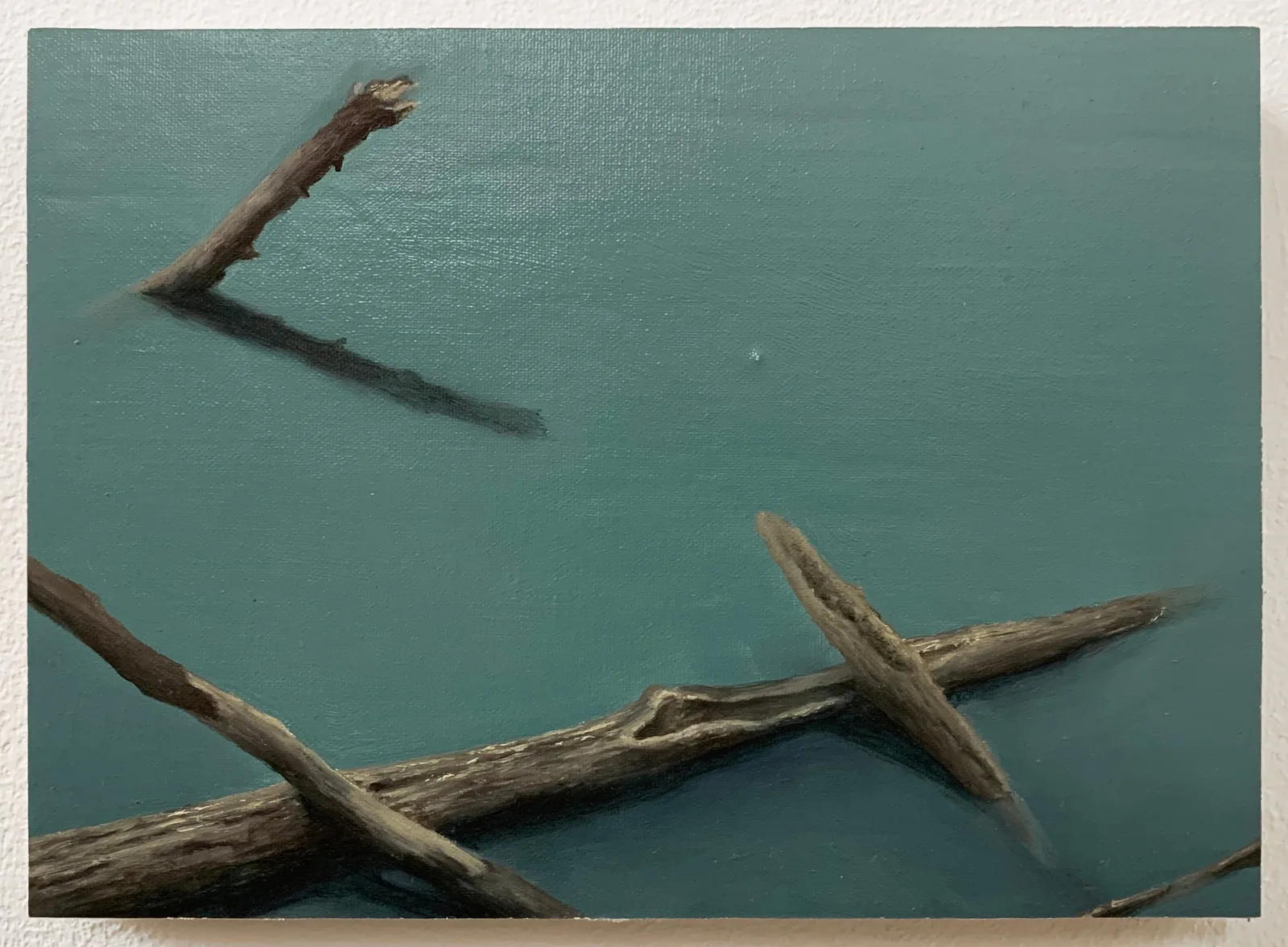 Linda Carrara, Sotto la superficie, 2023. Oil on linen applied on wooden panel · 13 × 18 cm
